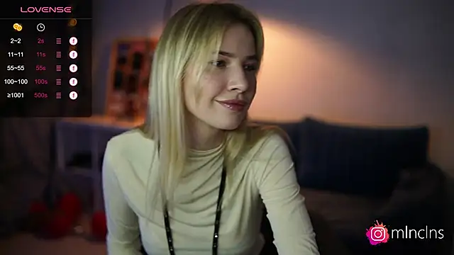 Snapshot of melanielwithu chatting on March 2025 12:58:01 AM melanielwithu online show from March 2025 12:58:01 AM