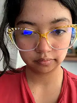 Peach Girll online show from June 2026 07:03:02 PM