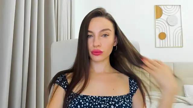 Sunshine Eva online show from October 2025 06:18:02 PM