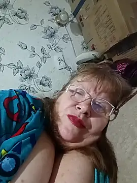 Snapshot of Mirra_Key chatting on October 2025 02:18:02 PM Mirra Key online show from October 2025 02:18:02 PM