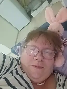 Snapshot of Mirra_Key chatting on February 2026 07:56:01 PM Mirra Key online show from February 2026 07:56:01 PM