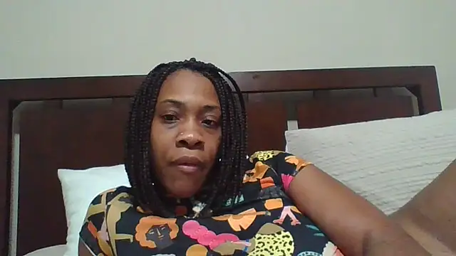 Snapshot of MsJuicy chatting on January 2025 12:06:01 PM MsJuicy online show from January 2025 12:06:01 PM