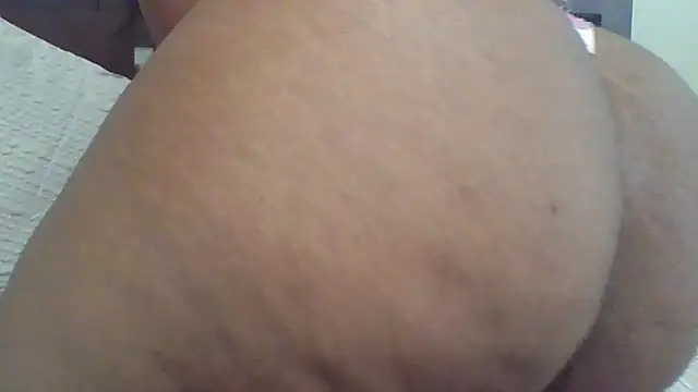 Snapshot of MsJuicy chatting on September 2025 05:18:01 PM MsJuicy online show from September 2025 05:18:01 PM