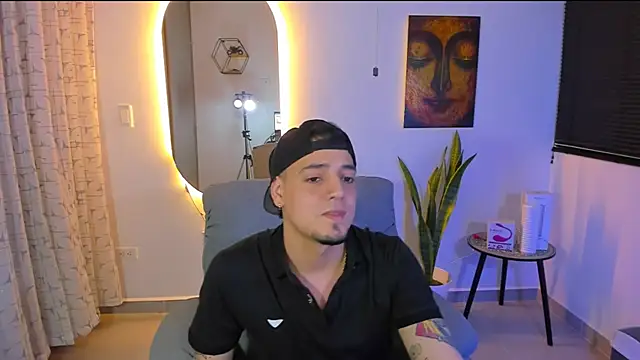 alejandro calderon1 online show from March 2026 06:19:02 AM