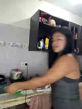 Hannah-grace online show from December 2024 01:32:01 PM