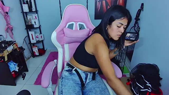 Hannah-grace online show from October 2025 02:50:02 PM