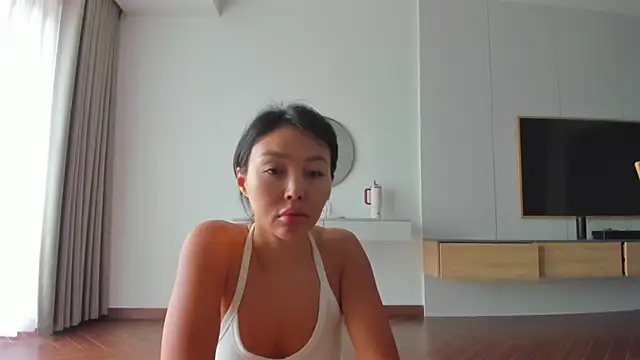 keiko hot online show from February 2026 03:05:02 AM