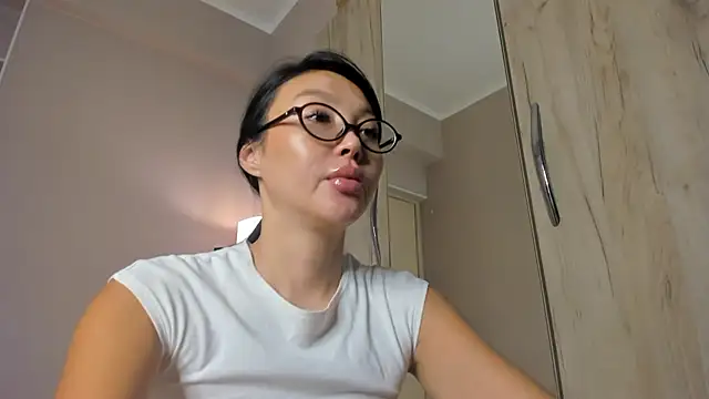 keiko hot online show from June 2026 03:18:02 AM