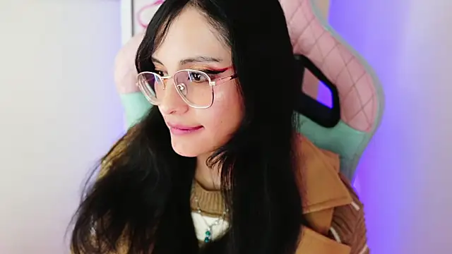 Kyomi chang online show from January 2025 04:08:01 PM