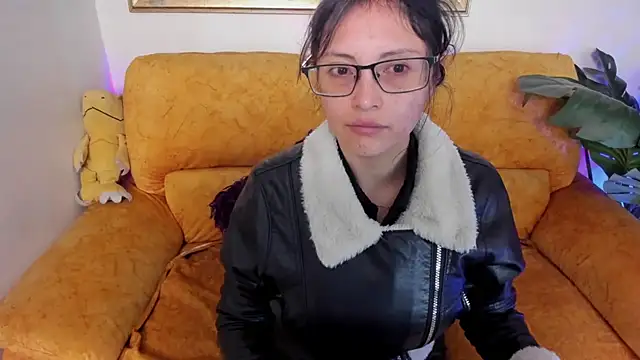 Kyomi chang online show from April 2026 12:09:02 PM