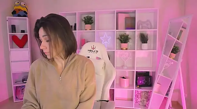 Edenne online show from January 2025 08:49:02 AM