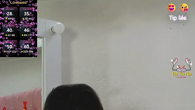 Edenne online show from February 2025 01:20:01 PM