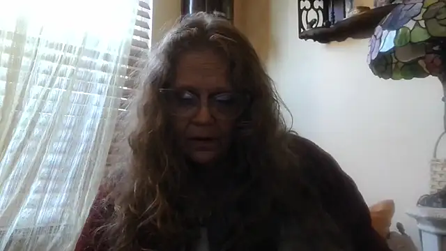 Snapshot of DestineeLoverGirl chatting on November 2025 01:33:02 PM DestineeLoverGirl online show from November 2025 01:33:02 PM