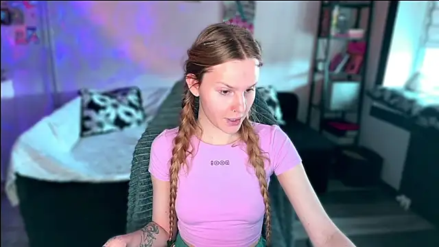 Chanel Gill online show from February 2026 10:58:02 AM