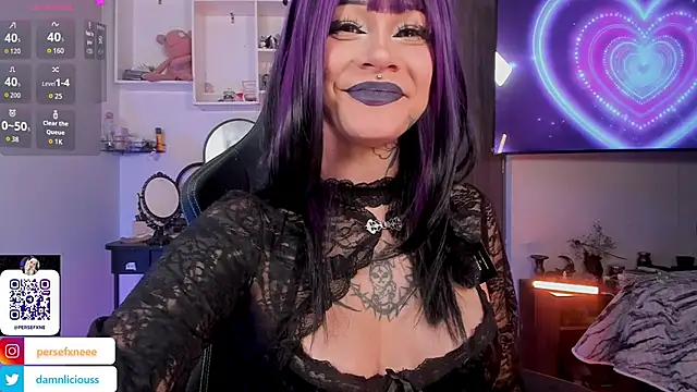 damnliciousss online show from October 2025 12:14:01 AM