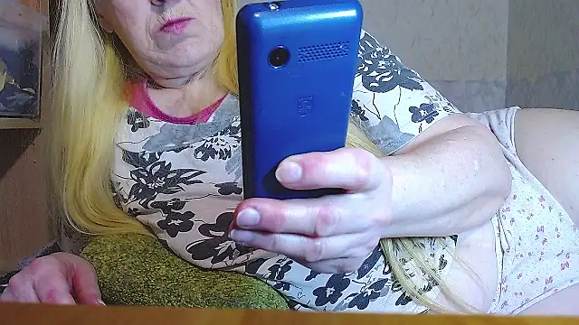 MadamBombShell online show from October 2025 01:23:01 PM