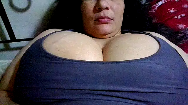 Snapshot of Kosem4 chatting on October 2025 08:47:01 PM Kosem4 online show from October 2025 08:47:01 PM