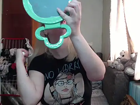 BustyBlond online show from March 2025 05:02:01 AM