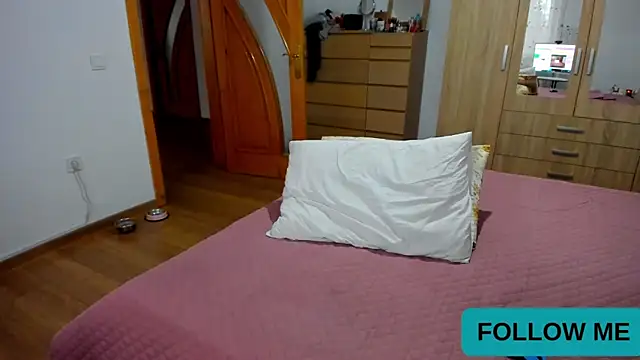Snapshot of wildalissa chatting on May 2026 07:55:02 PM wildalissa online show from May 2026 07:55:02 PM