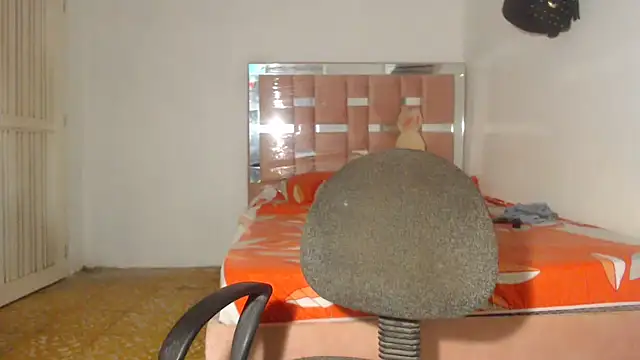 Kristal Cox1 online show from February 2025 11:21:01 AM