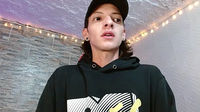 omar alurba online show from September 2025 12:21:02 AM