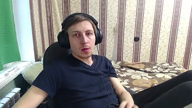 darienlarge online show from November 2025 09:00:02 AM