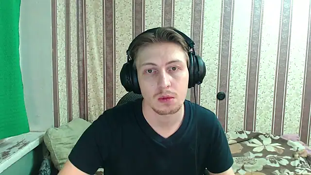 darienlarge online show from November 2025 05:57:02 PM