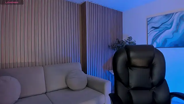 ErikaBenz  online show from December 2025 04:22:01 AM