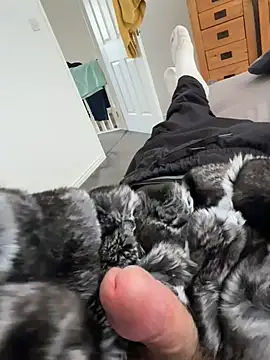 Snapshot of Furdale chatting on May 2026 02:32:02 PM Furdale online show from May 2026 02:32:02 PM