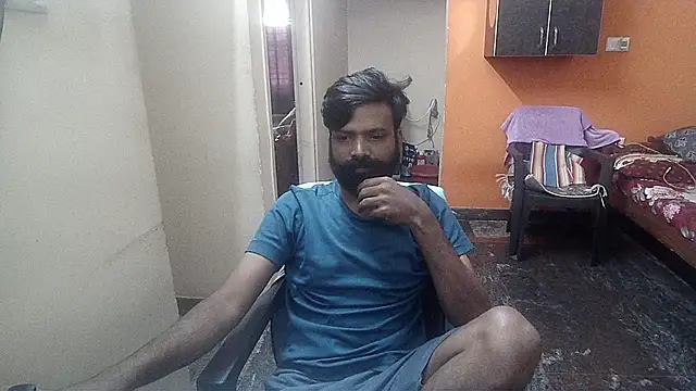 Snapshot of Indiaguy4u chatting on December 2024 06:40:01 AM Indiaguy4u online show from December 2024 06:40:01 AM