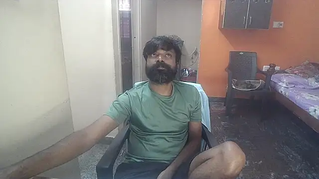 Snapshot of Indiaguy4u chatting on January 2025 06:03:01 AM Indiaguy4u online show from January 2025 06:03:01 AM