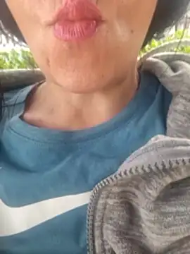 Lissabeta online show from April 2026 02:15:01 PM