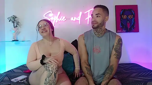 SophieFoxx17 online show from February 2026 01:16:01 PM