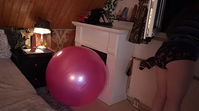 TessaWinter online show from January 2026 05:37:01 PM