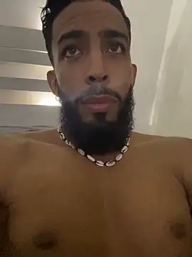 Alessandro  Rossi online show from November 2025 05:46:01 PM