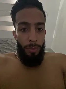 Alessandro  Rossi online show from November 2025 06:18:01 PM