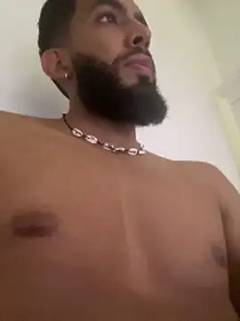 Alessandro  Rossi online show from April 2026 07:03:02 PM