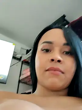 Snapshot of LindaGarcia22 chatting on December 2024 08:36:01 PM LindaGarcia22 online show from December 2024 08:36:01 PM