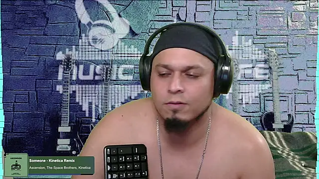 chino roz online show from January 2025 09:01:02 PM