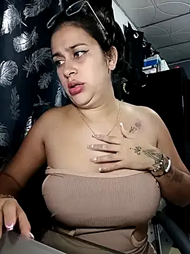 Latina sexy1 online show from February 2026 12:17:02 AM