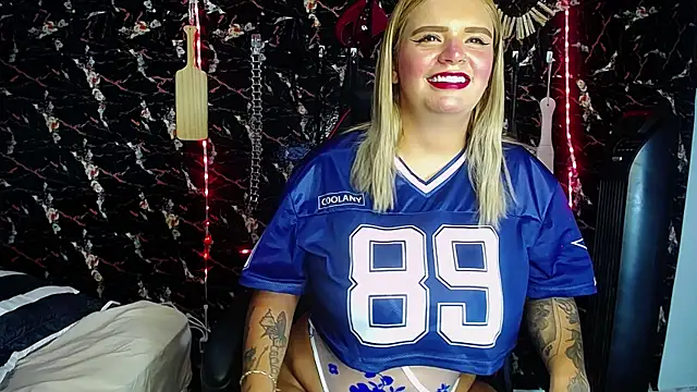 mia boobs hot online show from September 2025 09:30:01 PM