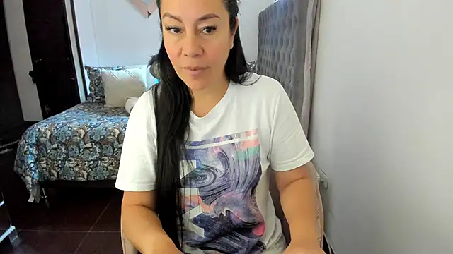 jlove bss online show from February 2025 03:37:02 PM