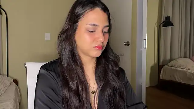 xSelena online show from May 2026 04:53:02 AM