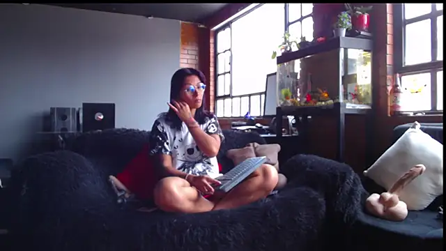 Snapshot of Sofynix chatting on February 2025 04:15:02 PM Sofynix online show from February 2025 04:15:02 PM