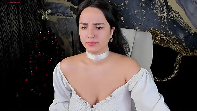 Daphne Moss online show from January 2025 02:07:01 PM