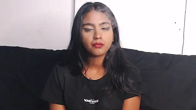 Snapshot of Delilah_Blazee chatting on February 2025 06:21:01 PM Delilah Blazee online show from February 2025 06:21:01 PM