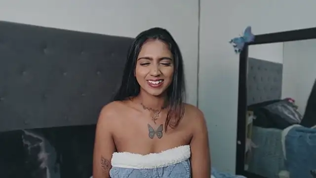 Delilah Blazee online show from June 2026 06:37:02 AM