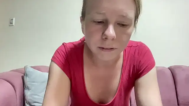 SweetLucy96 online show from September 2025 10:27:01 AM