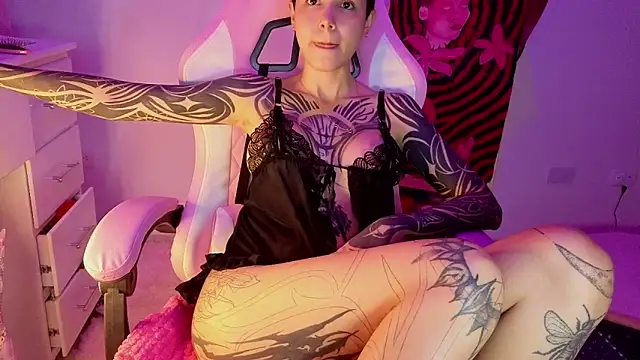 goddess vee  online show from April 2026 05:47:02 AM