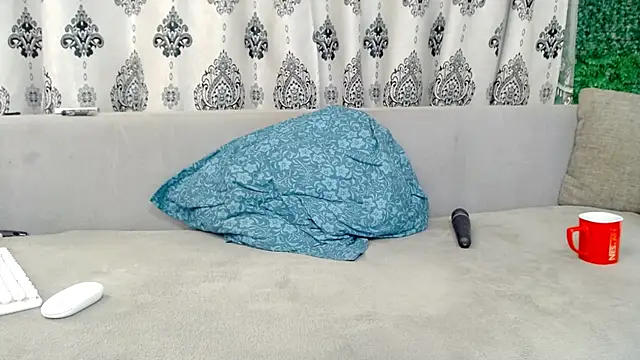 sweetdaiana23 online show from February 2026 01:37:02 AM